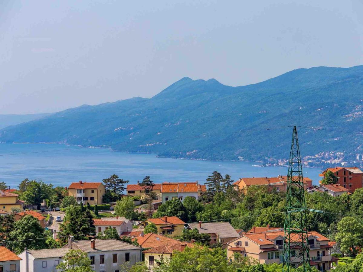 Srok Apartments With Pool Kastav Quarto foto