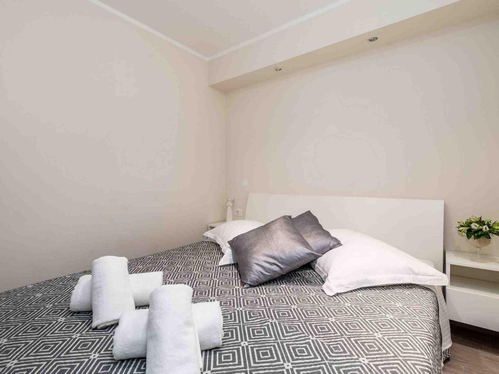 Srok Apartments With Pool Kastav Quarto foto